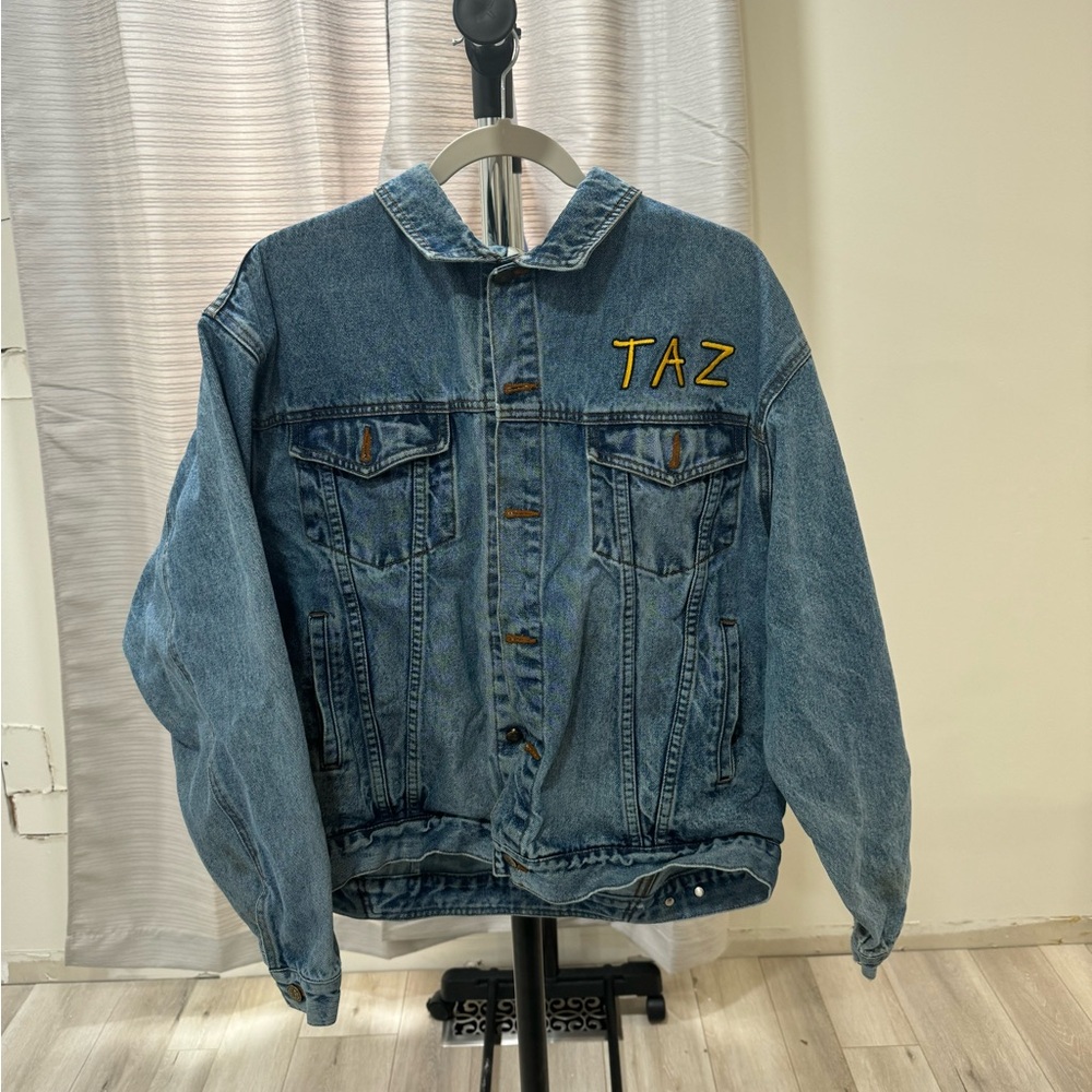 Looney Tunes TAZ Wildman jacket